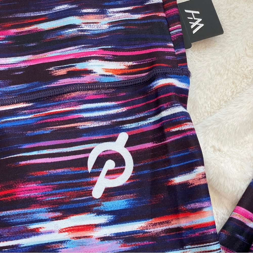 NEW Peloton Womens Reversible High Waisted Leggings Multi Blue Tie Dye - Picture 3 of 5